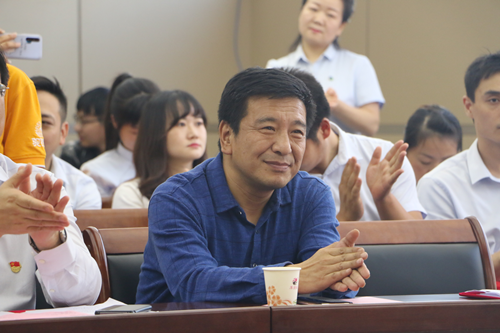 營(yíng)銷(xiāo)物流集團(tuán)開(kāi)展慶祝新中國(guó)成立70周年主題活動(dòng)